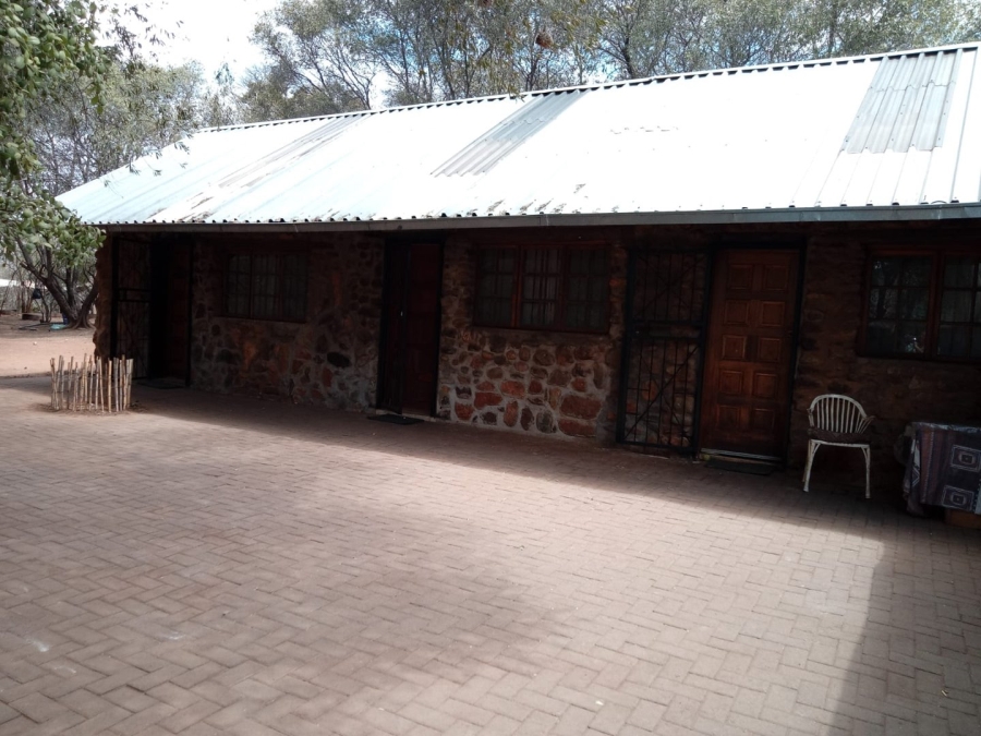 3 Bedroom Property for Sale in Groot Marico Rural North West